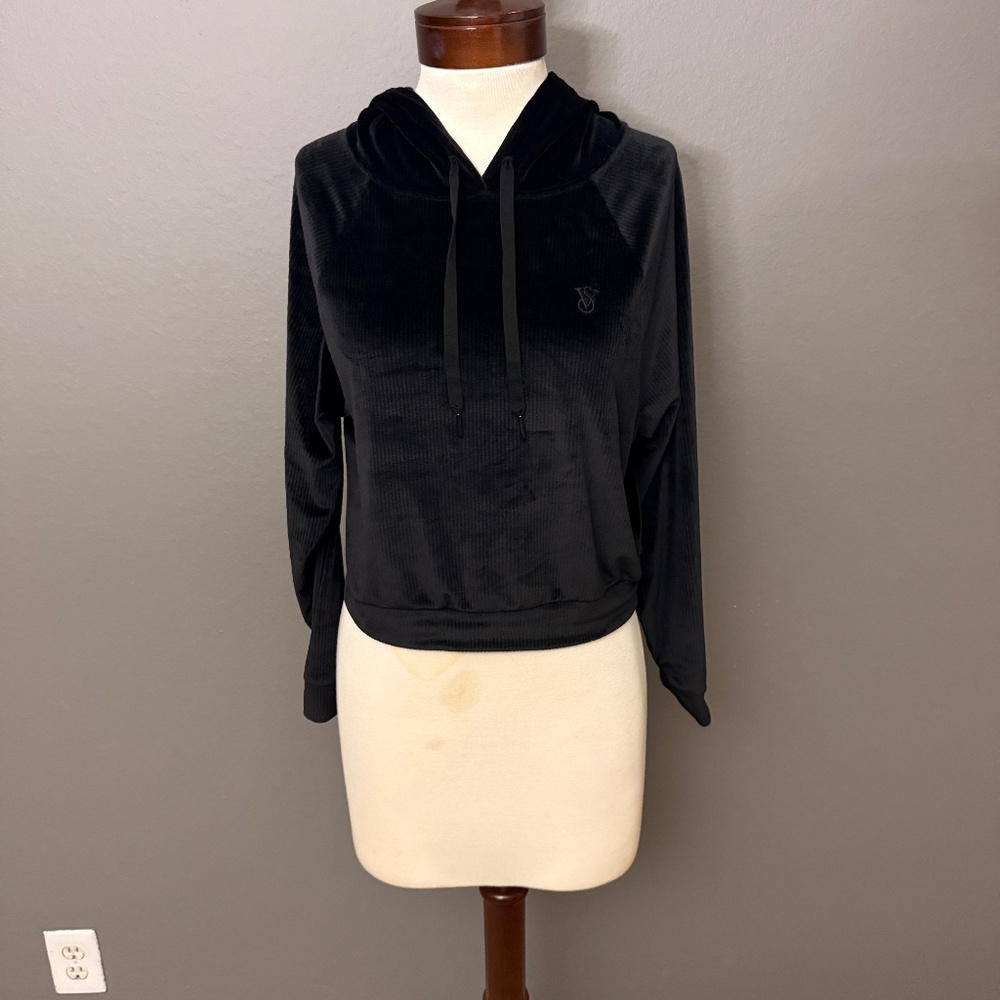 Victoria”s Secret Black Velour Ribbed Cropped Pullover Hoodie Sz S Petite